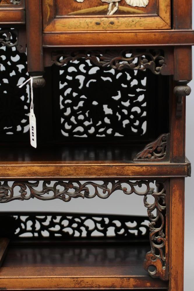 A JAPANESE SHIBIYAMA SHODHANA Image