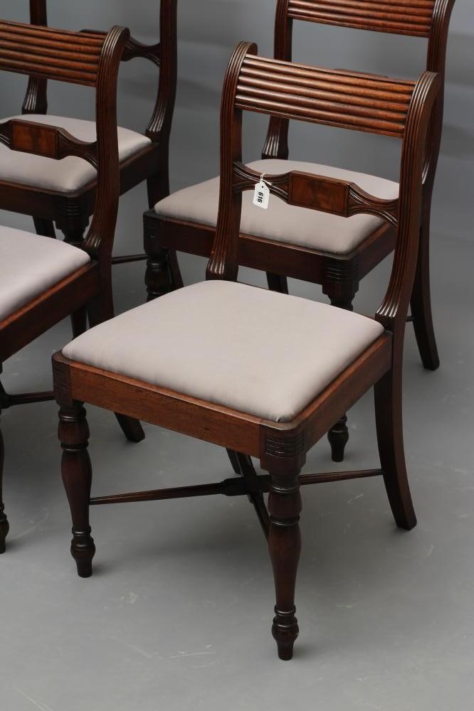 A SET OF FOUR REGENCY MAHOGANY DINING CHAIRS Image