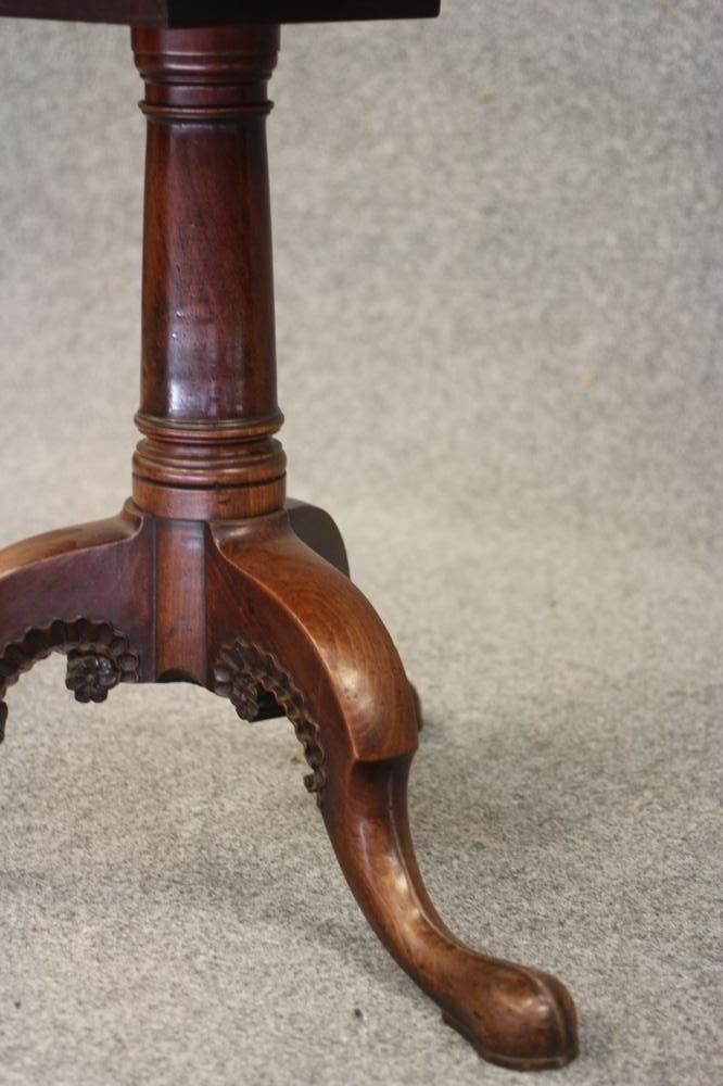 A GEORGE II MAHOGANY TRIPOD TABLE Image