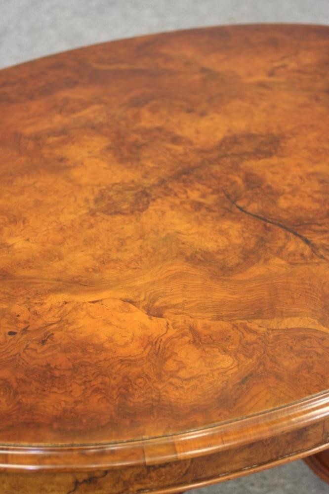 A VICTORIAN WALNUT LOO TABLE Image