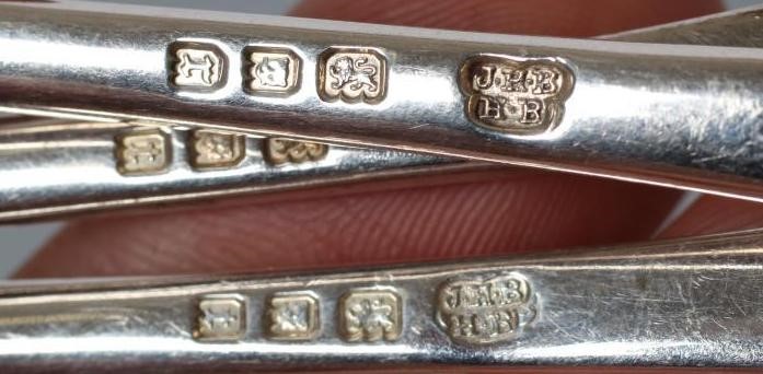 A SILVER RAT TAIL PATTERN PART TABLE SERVICE Image