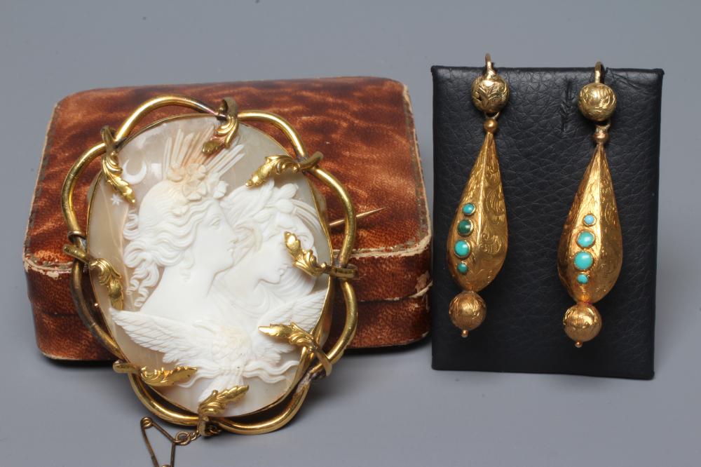 A VICTORIAN SHELL CAMEO carved as Artemis with the eagle of Zeus Image