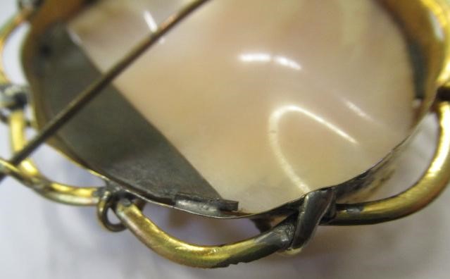 A VICTORIAN SHELL CAMEO carved as Artemis with the eagle of Zeus Image