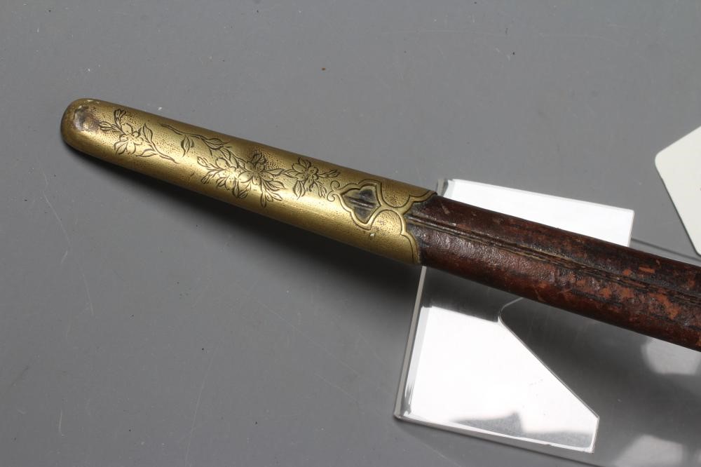 A JAPANESE NAVAL DIRK with 9 3/8" straight blade Image