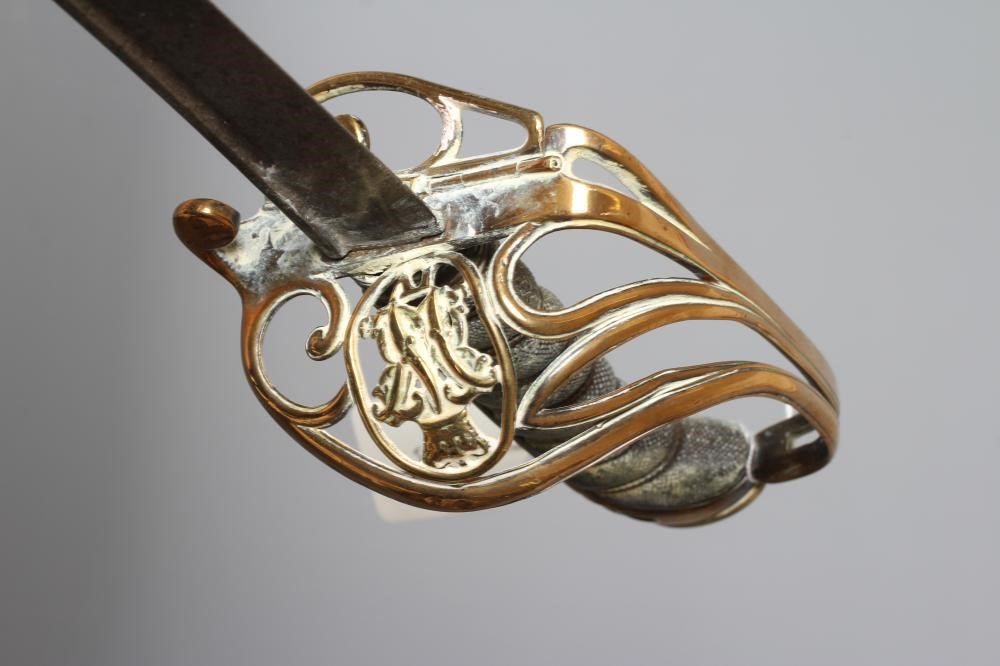 AN 1822 PATTERN INFANTRY OFFICER'S SWORD with 32" curved and pipe backed blade Image