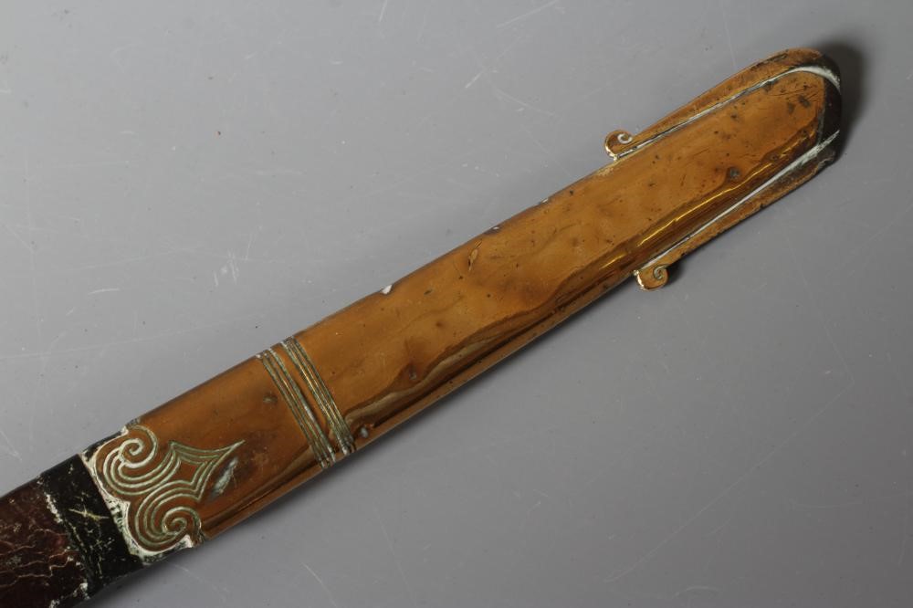AN 1822 PATTERN INFANTRY OFFICER'S SWORD with 32" curved and pipe backed blade Image
