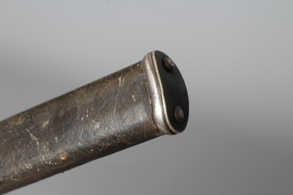 AN INTERESTING JAPANESE FIGHTING KNIFE Image