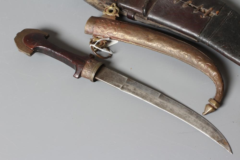 A MILITARY GHURKA KUKRI Image