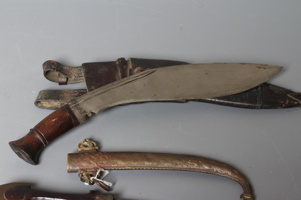 A MILITARY GHURKA KUKRI Image