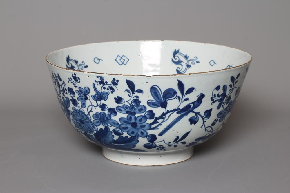 A LARGE DELFT PUNCH BOWL Image