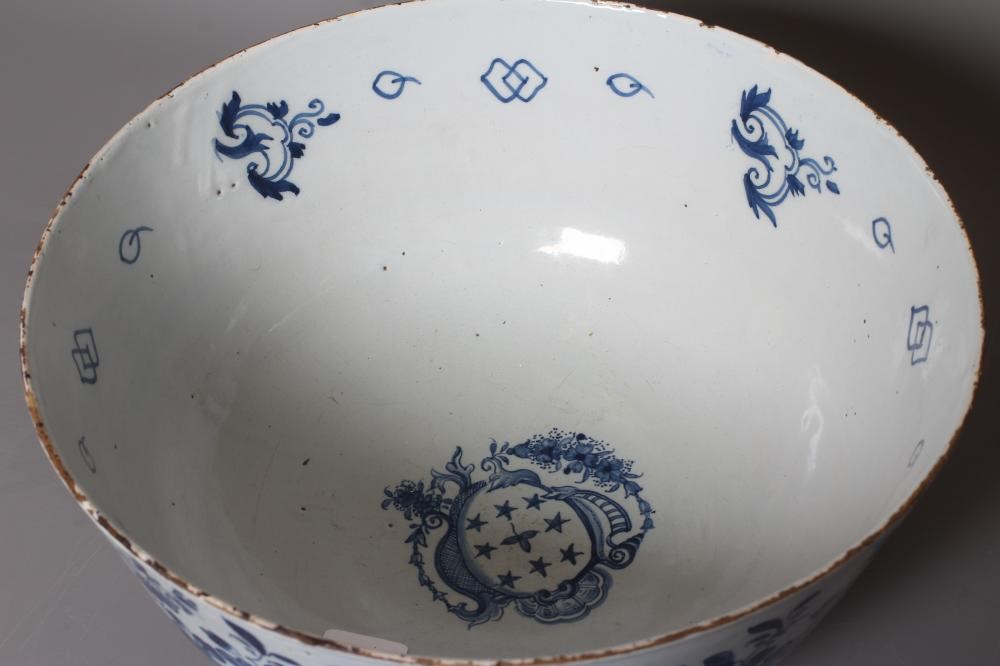 A LARGE DELFT PUNCH BOWL Image