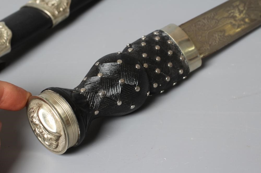 A SCOTTISH DIRK Image