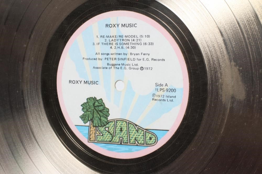 A PRESENTATION "GOLD" SALES AWARD for the album Roxy Music The Island, presented to Simon Puxley, 16 Image
