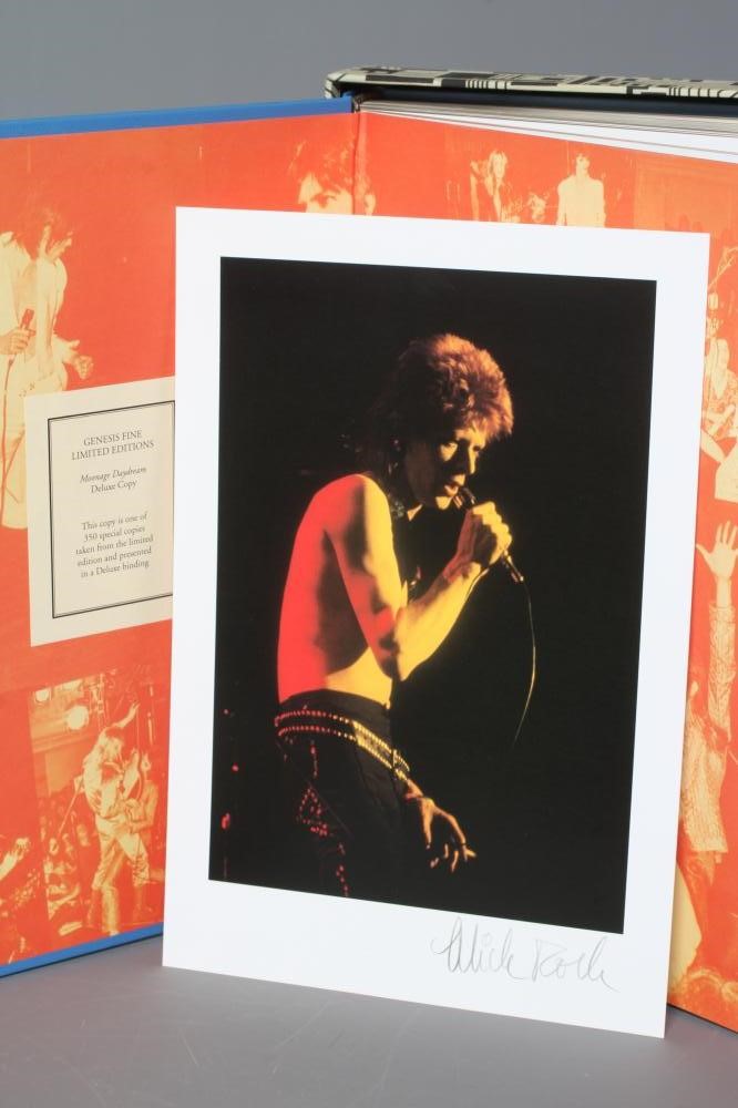 MOONAGE DAYDREAM Image