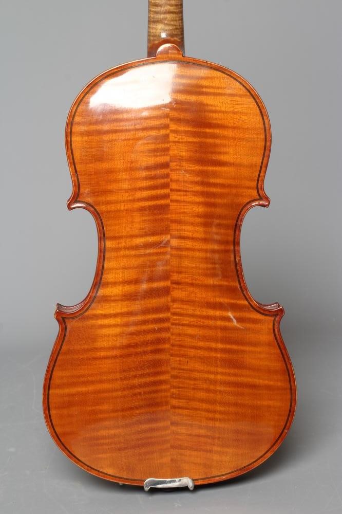 A GERMAN VIOLIN BY NICOLAUS BERNHARDT, undated, with rosewood turners, 14" two piece back, notched Image