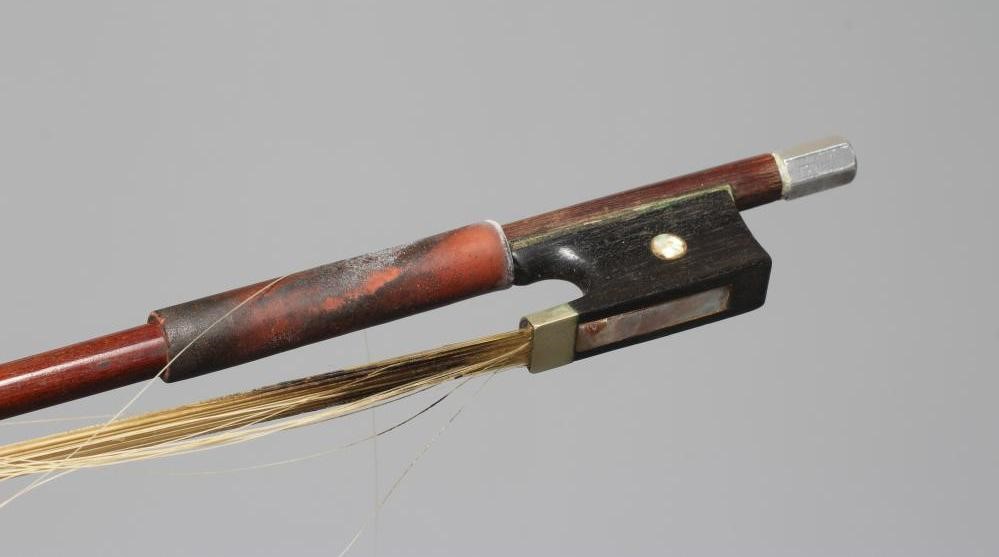 AN ITALIAN VIOLIN BY JOSEPH GAGLIANO Image