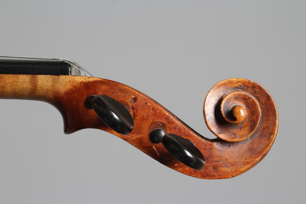 AN ENGLISH VIOLIN BY EDWARD PAMPHILON Image