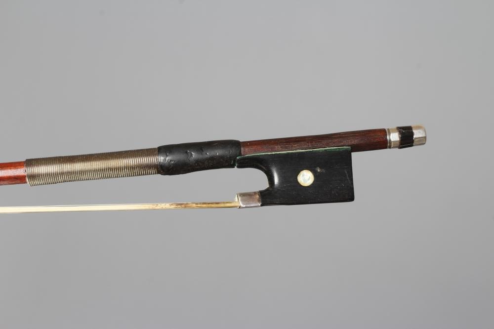 AN ENGLISH VIOLIN BY EDWARD PAMPHILON Image