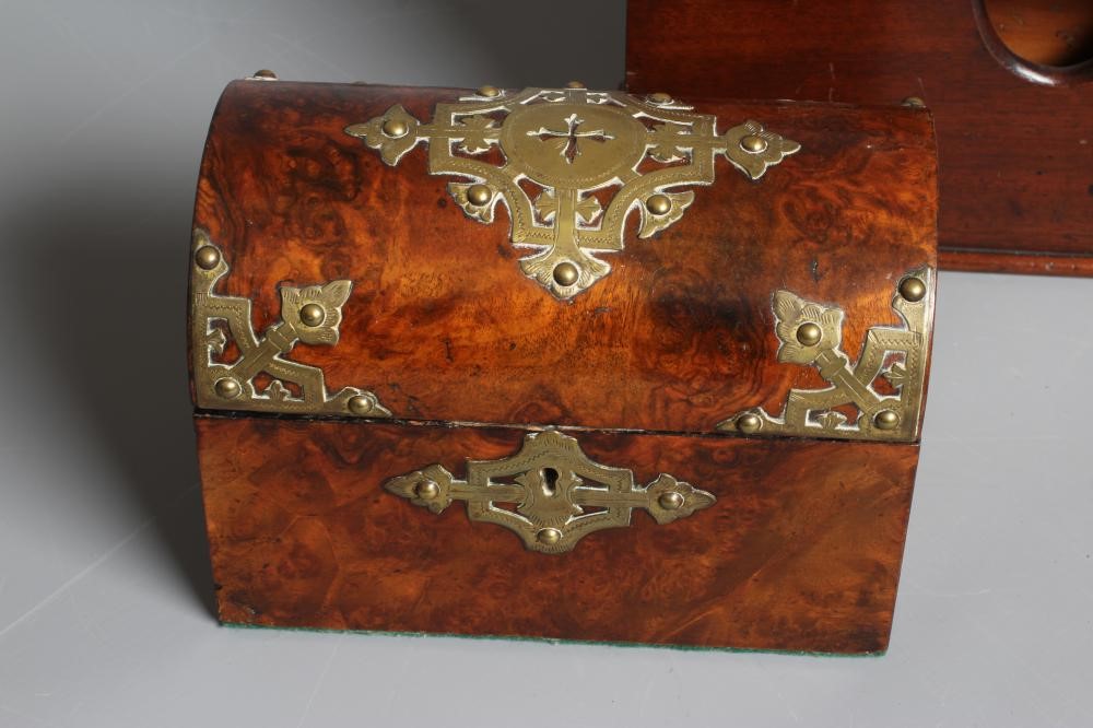A LATE VICTORIAN MAHOGANY DESKTOP LETTER RACK with three stationery compartments and hinged sloping Image