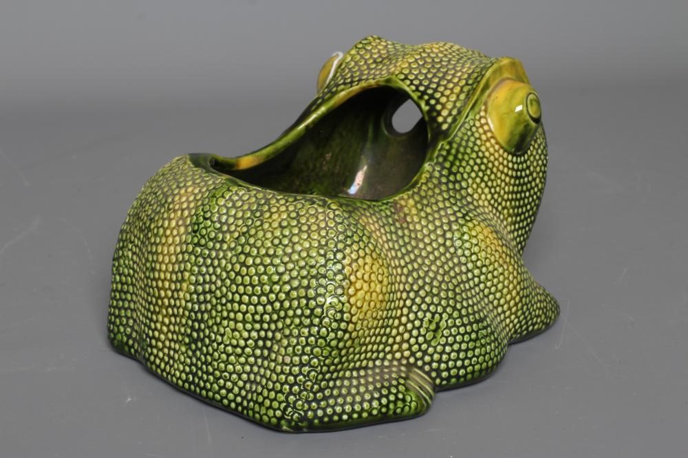 A LARGE BURMANTOFTS STYLE MAJOLICA GROTESQUE WARTY TOAD FLOWER HOLDER Image