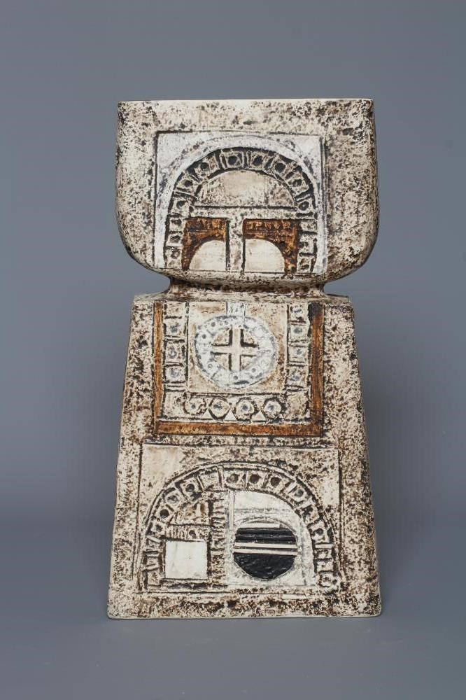 A TROIKA DOUBLEBASE VASE probably by Anne Lewis Image