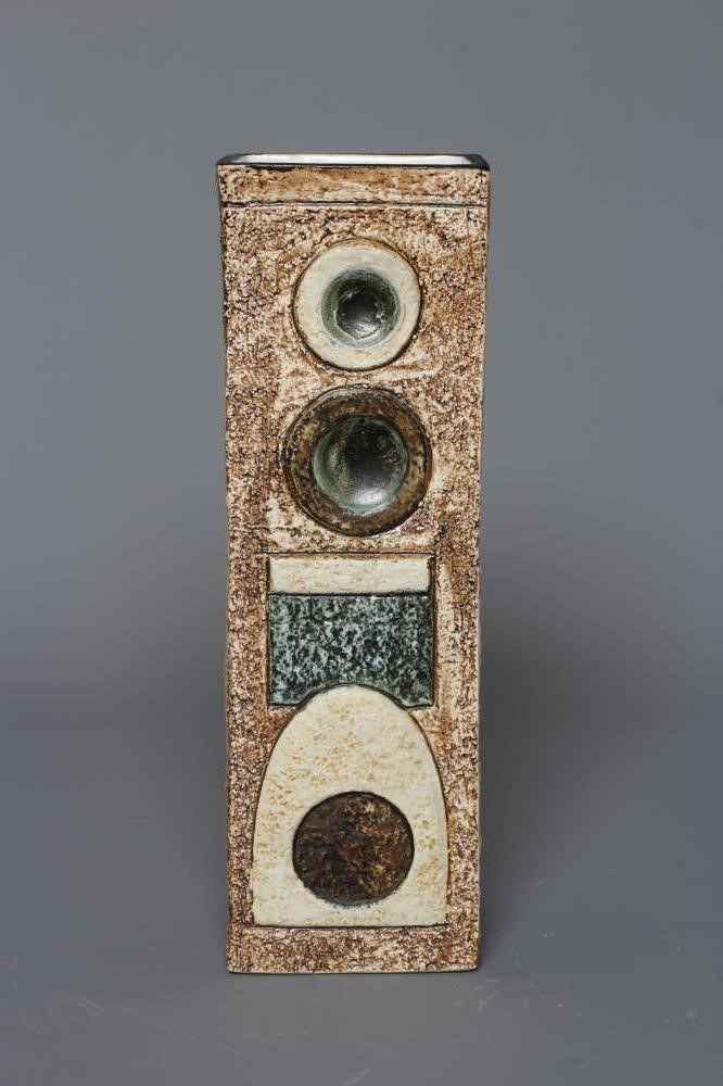 A TROIKA VASE by Avril Bennett, of plain square section, decorated in shades of brown and blue with Image