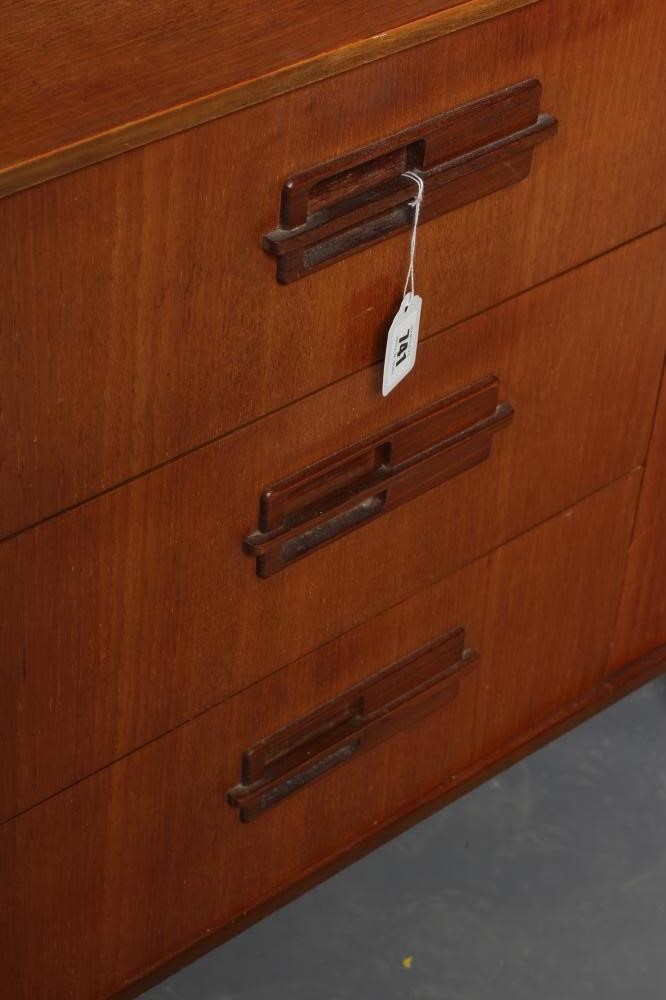 A RETRO TEAK LONG SIDEBOARD Image