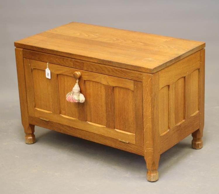 A YORKSHIRE CRITTER OAK CABINET Image