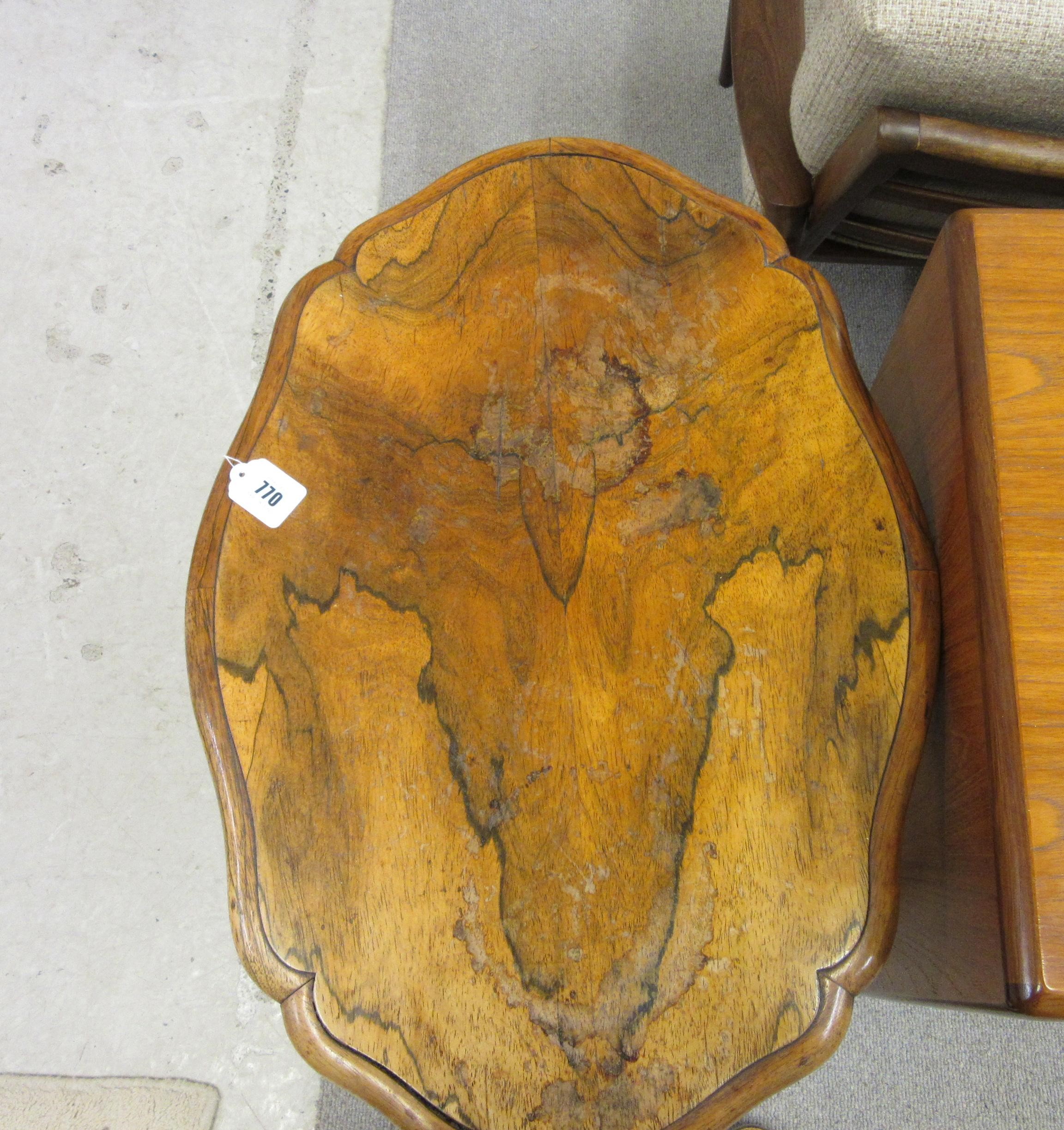 A VICTORIAN ROSEWOOD ROCOCO STYLE OCCASIONAL TABLE Image