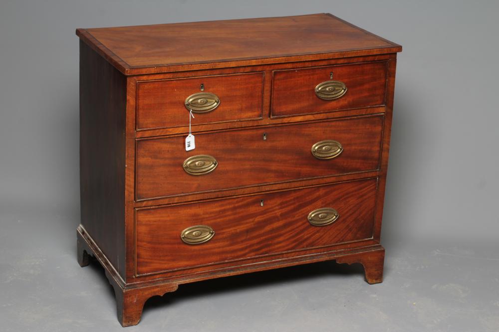 A SMALL MAHOGANY STRAIGHT FRONT CHEST Image