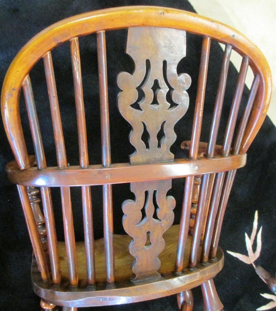 A PAIR OF SPLAT BACK YEW WINDSOR ARMCHAIRS Image