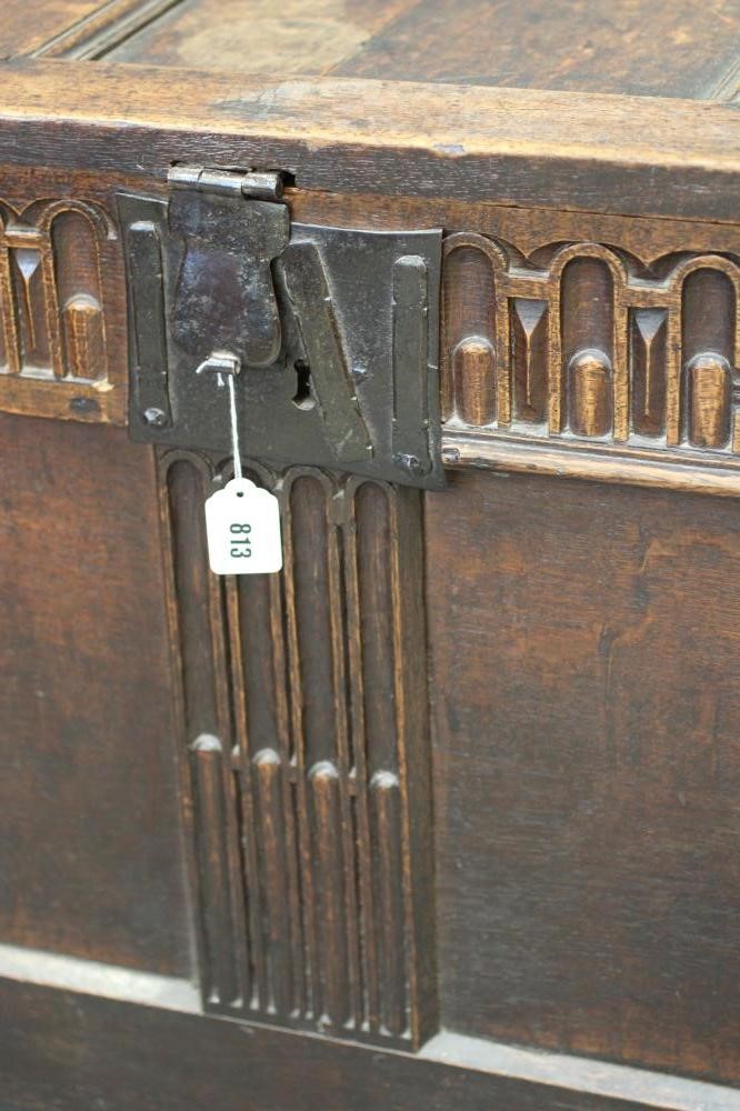 A GEORGIAN JOINED OAK PANELLED CHEST Image