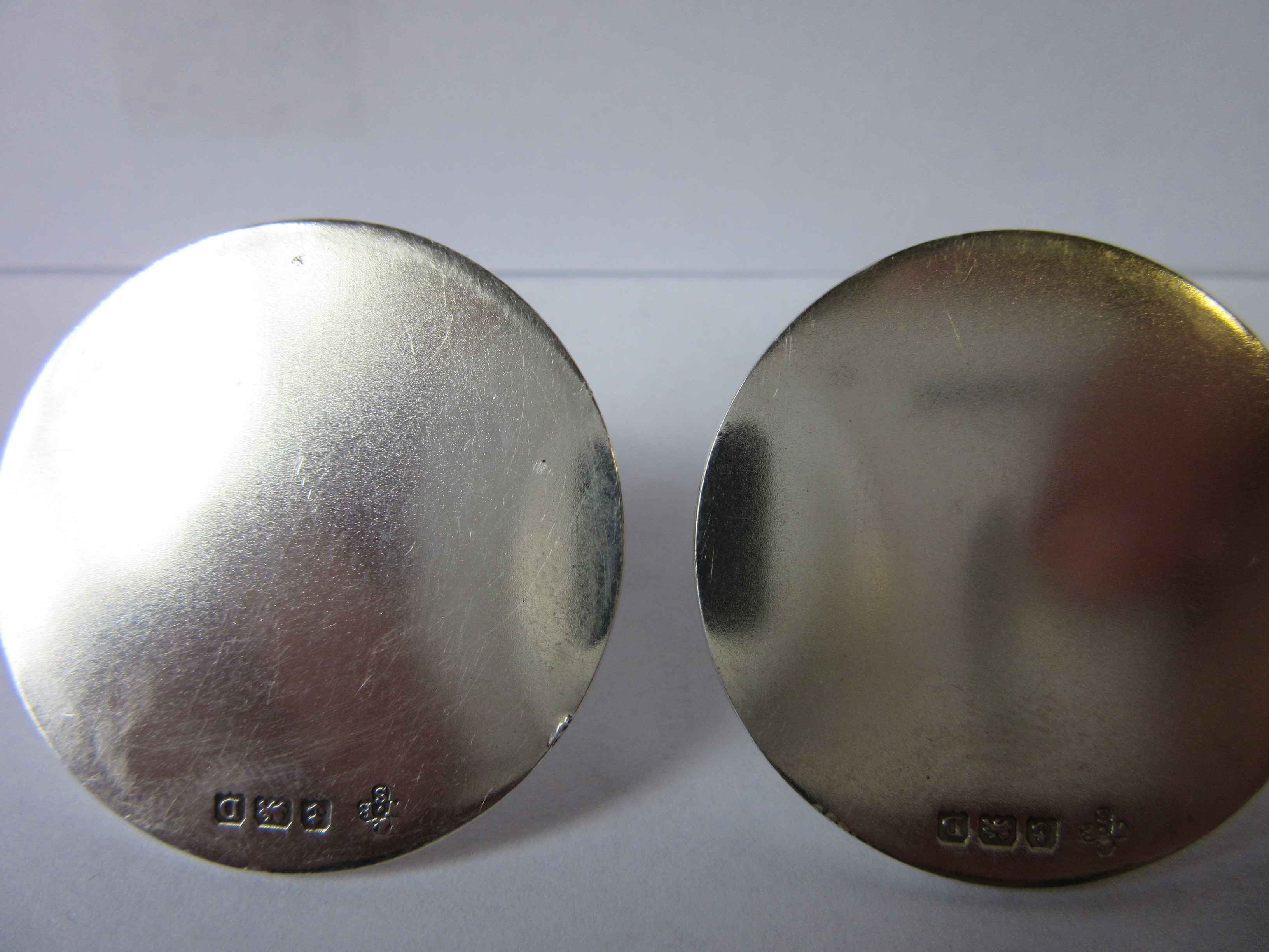 A COMPOSITE SET OF EIGHT NOVELTY MENU/PLACE CARD HOLDERS Image