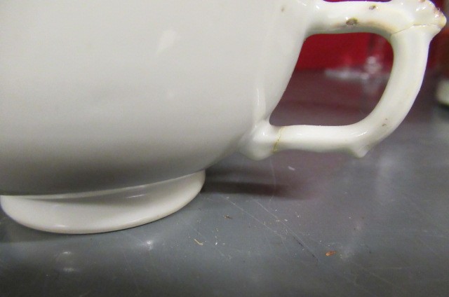 A CHINESE EXPORT PORCELAIN PART TEA SERVICE Image