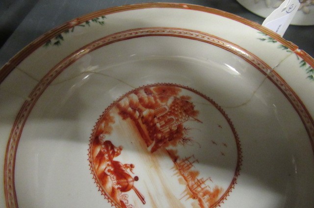 A CHINESE EXPORT PORCELAIN PART TEA SERVICE Image