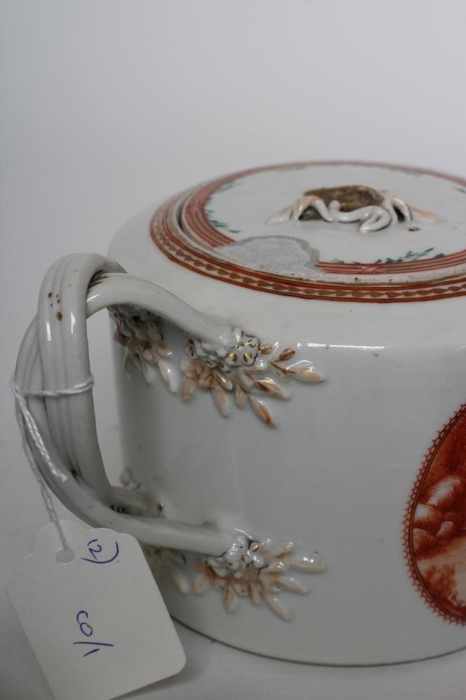 A CHINESE EXPORT PORCELAIN PART TEA SERVICE Image