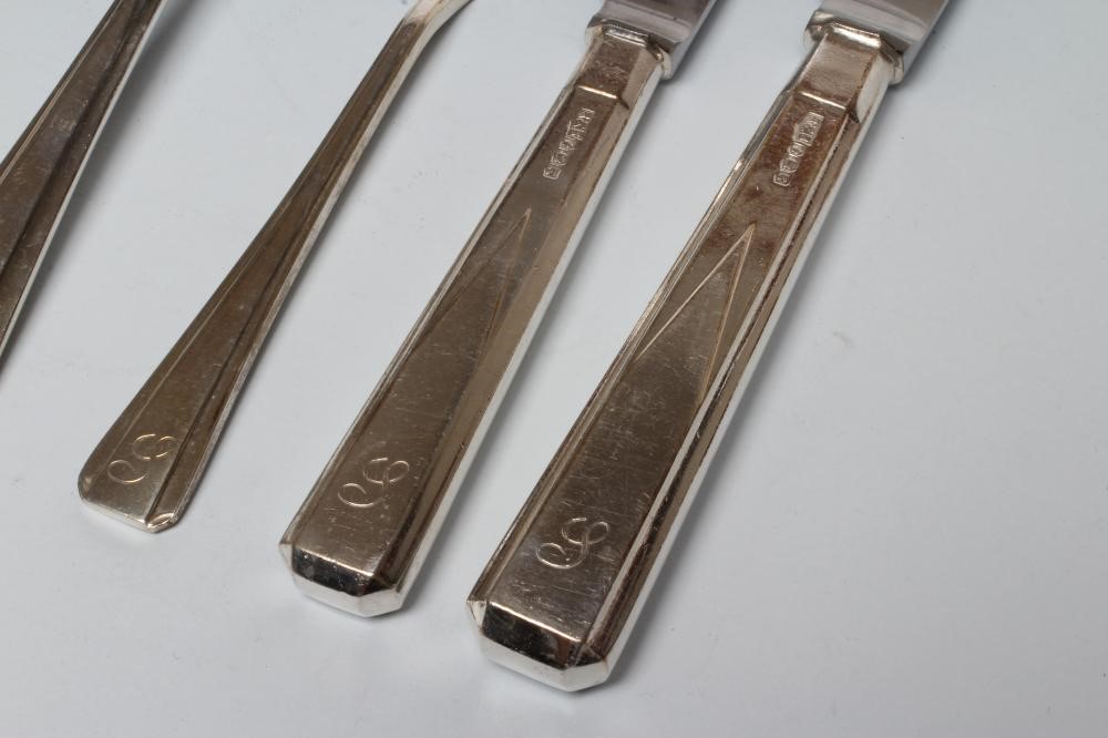 AN ART DECO STYLE SILVER TABLE SERVICE for six place settings Image