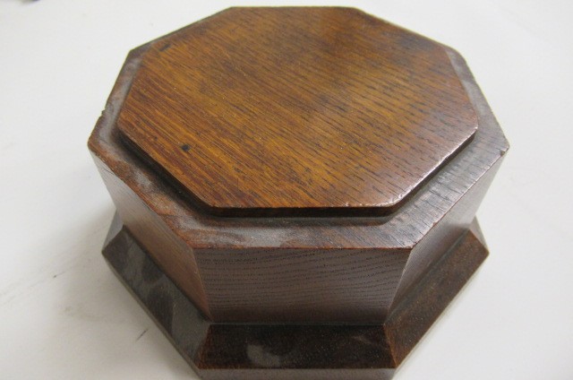 A SILVER PEDESTAL BOWL Image