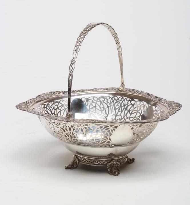 A SILVER BASKET Image