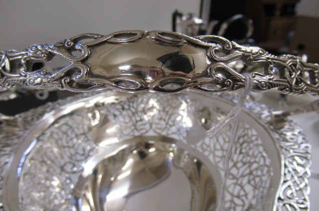 A SILVER BASKET Image