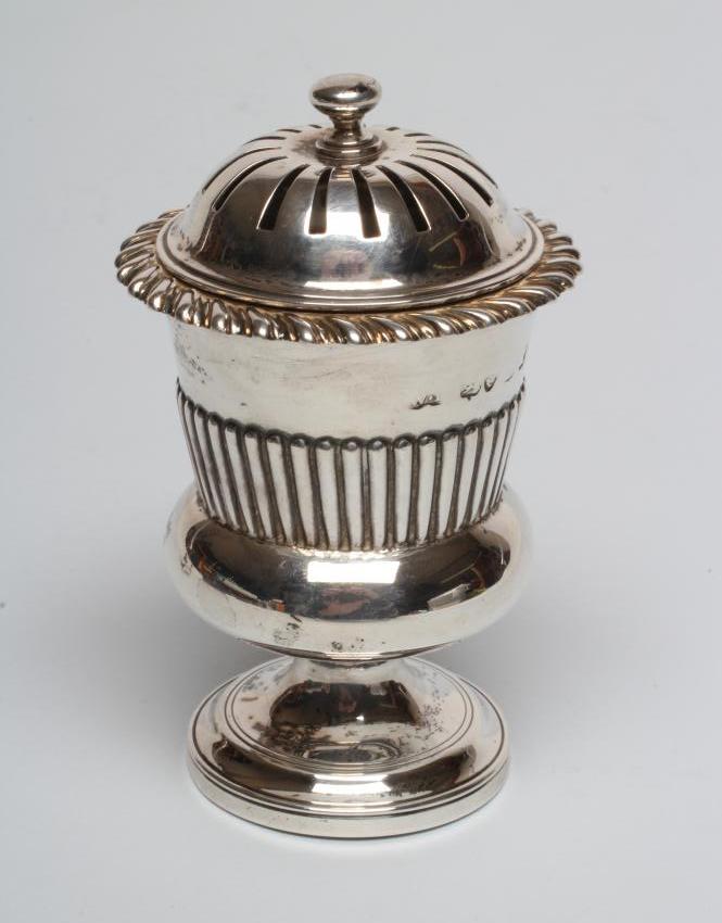 A GEORGE IV SILVER POUNCE POT Image