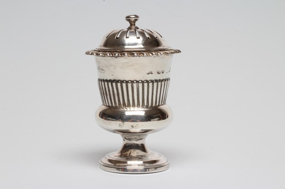 A GEORGE IV SILVER POUNCE POT Image