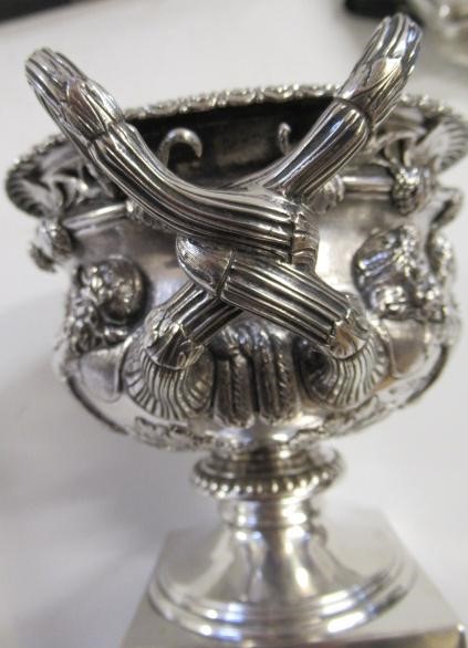 AN EDWARDIAN SILVER SMALL WARWICK VASE Image