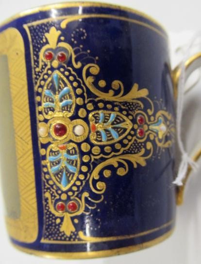 A FRENCH PORCELAIN CAN AND SAUCER Image