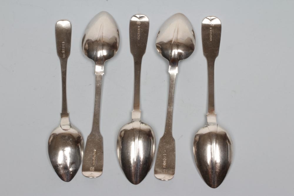 A SET OF FOUR IRISH WILLIAM IV SILVER TEASPOONS Image