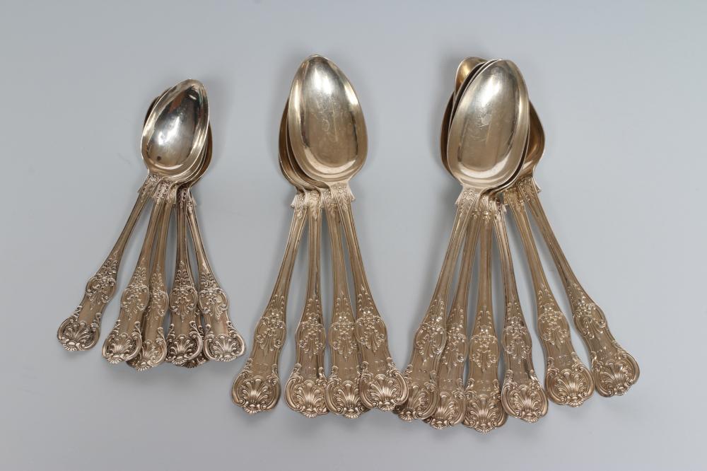 A SET OF TEN SCOTTISH SILVER DESSERT SPOONS Image
