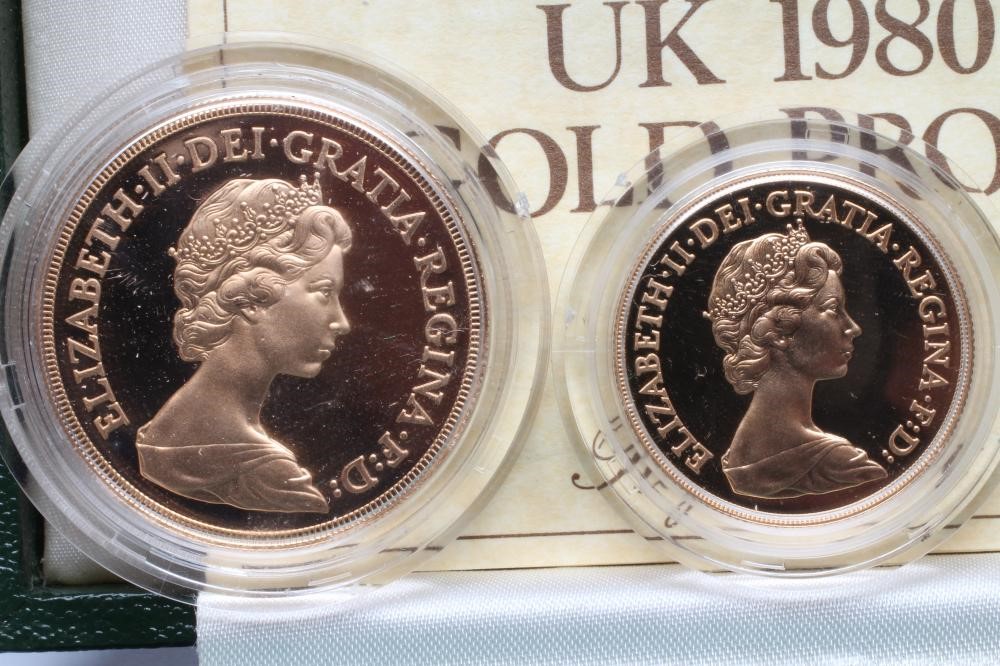 AN ELIZABETH II GOLD PROOF FOUR COIN SET Image