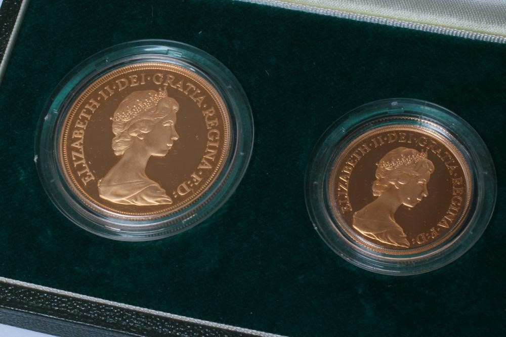 AN ELIZABETH II GOLD PROOF FOUR COIN SET Image