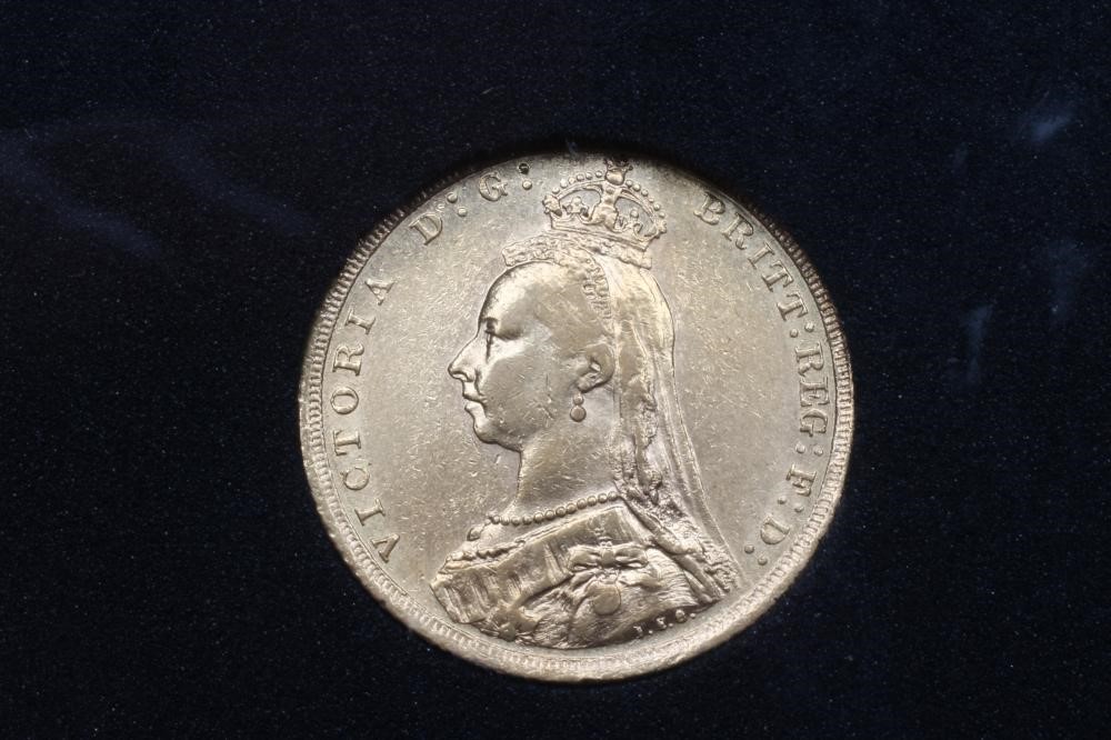 A "QUEEN VICTORIA SOVEREIGN COLLECTION" comprising 1863 YH Image