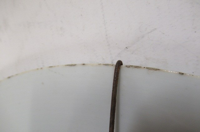 A PAIR OF CHINESE PORCELAIN CHARGERS of plain circular form Image